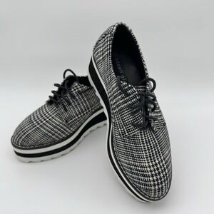 Women's Madden Girl Black & White Plaid Wedge Platform Lace Up Shoes 6.5 Checker